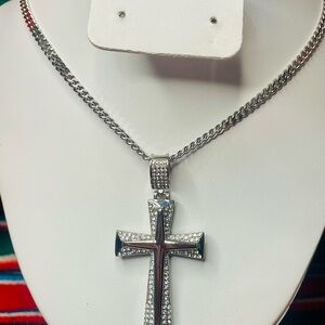 Elegant Silver Cross Pendant Necklace